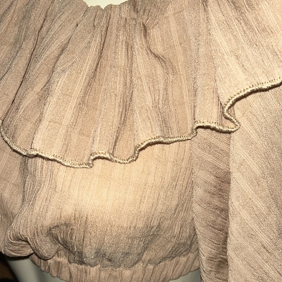 Shein Cropped Top - small szie - Picture 5 of 7